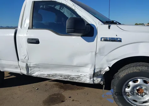 2017 Ford F-150 Xl z USA, uszkodzony, nr VIN 1FTMF1C83HKD54750